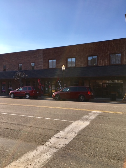 107 6th St Apt 206