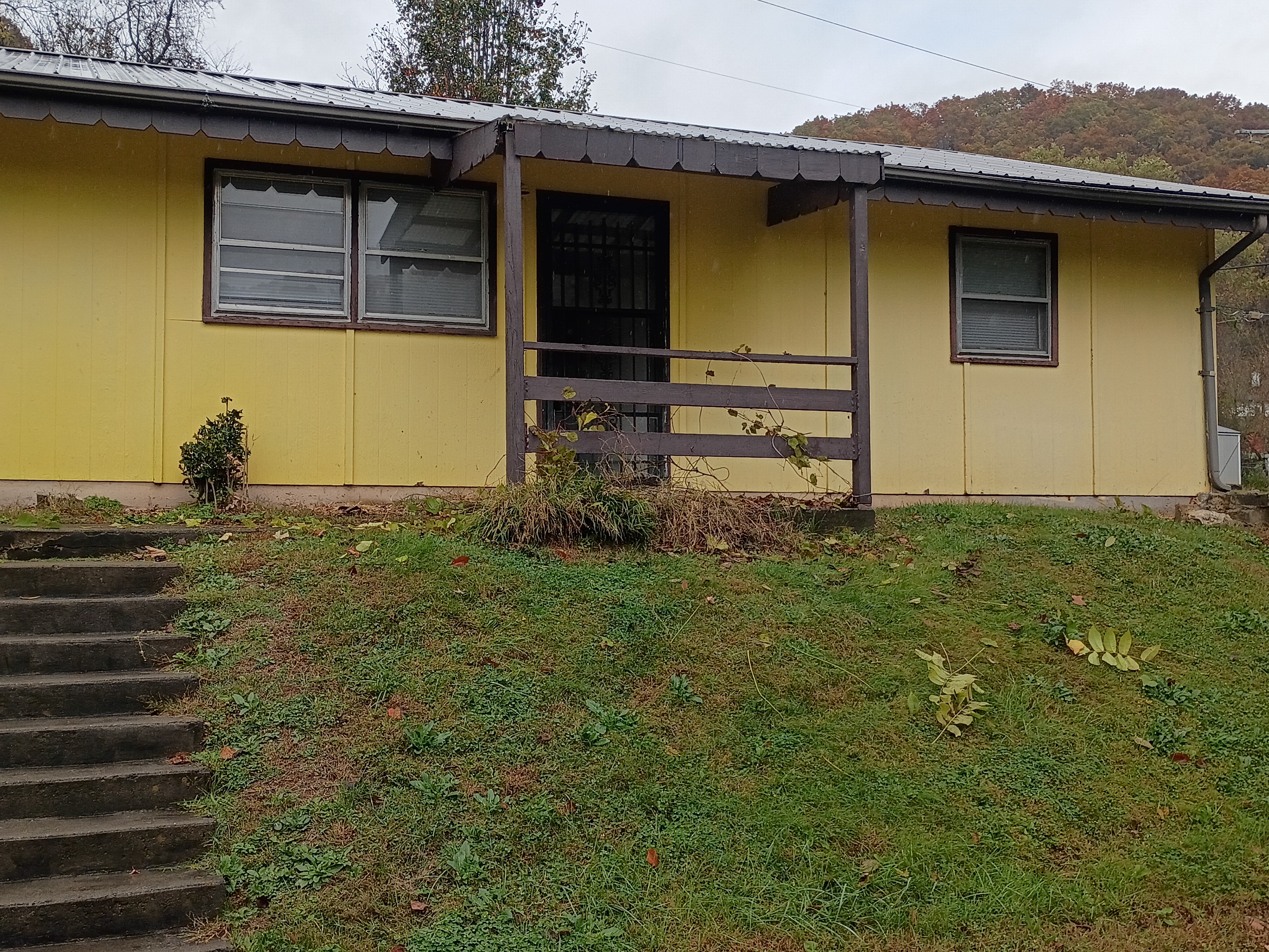 110 Bell Ave Apt 1 Appalachia