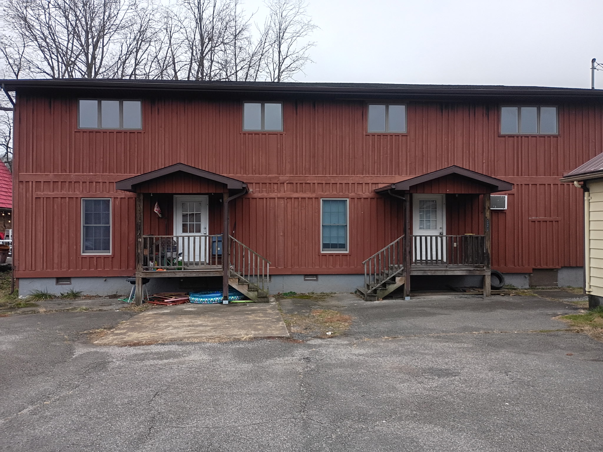 326 East Main Street Wise (Apartment 3)