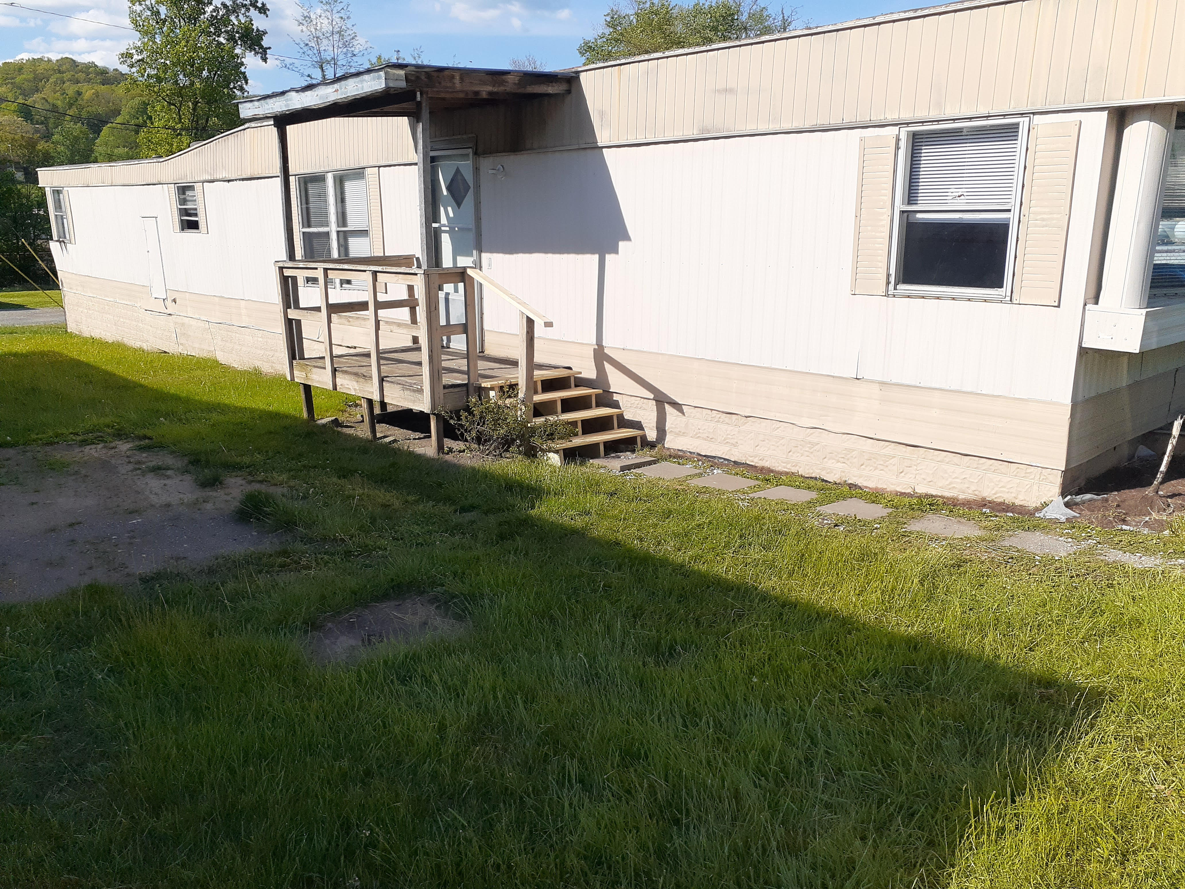 602 Ky Ave Lot 24 Greene's MHP